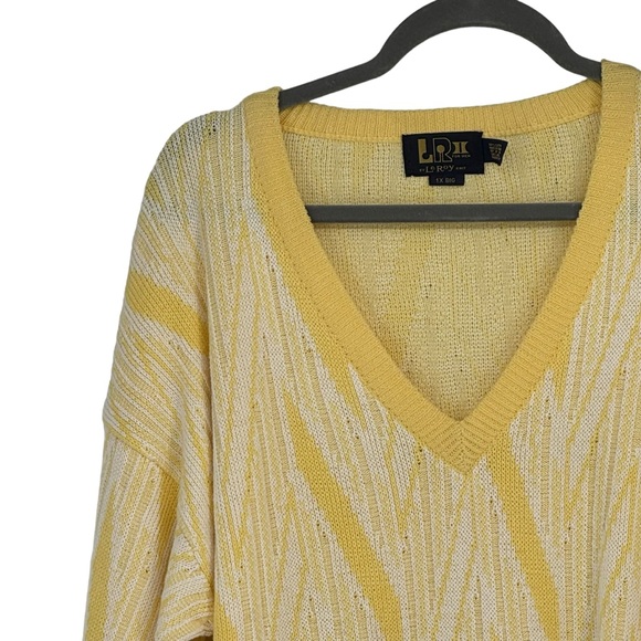 *Vintage Men’s LeRoy 1X Big Yellow/White Cotton V-Neck Sweater - Picture 2 of 10